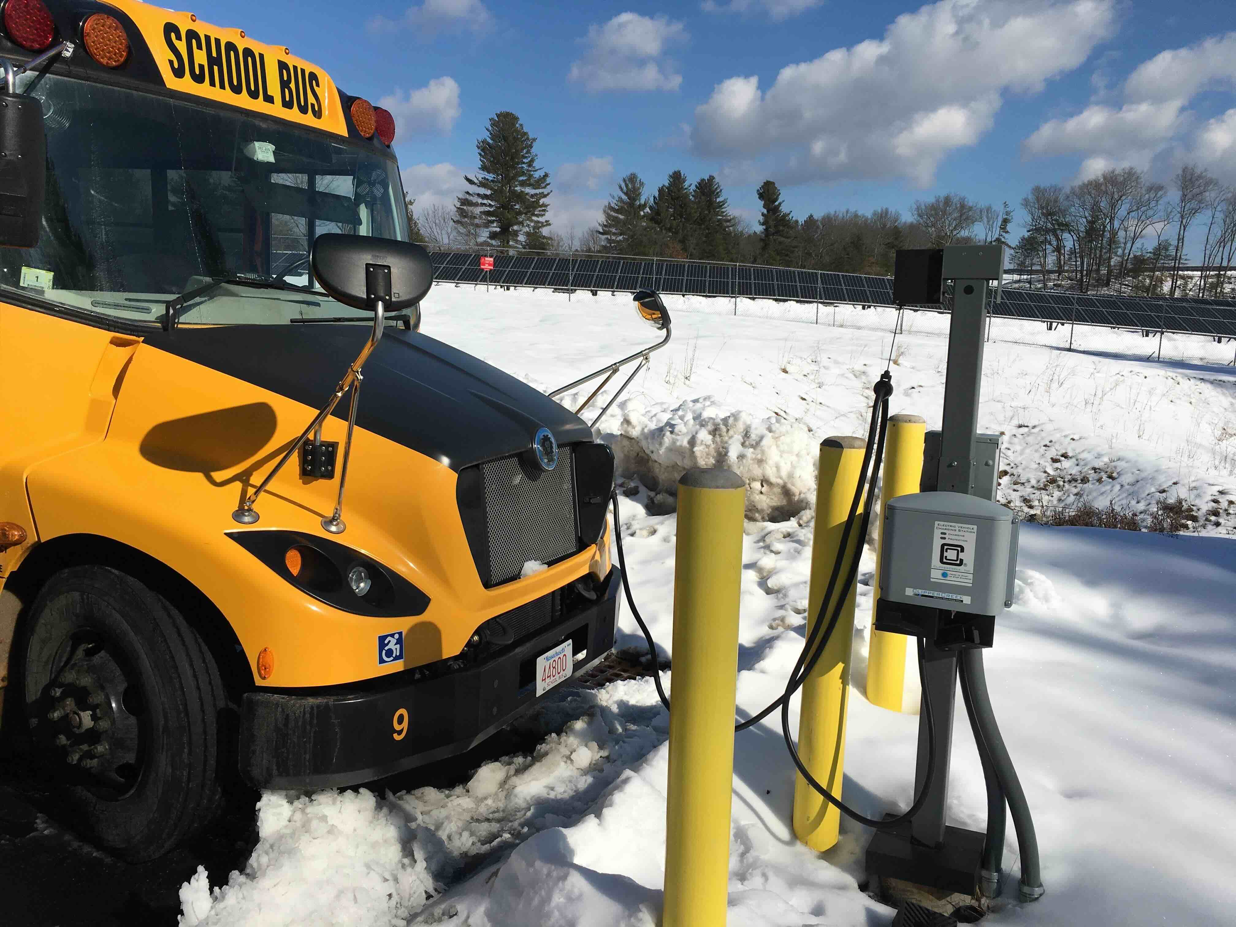 Electric Vehicles-Brian Foulds, Concord-Carlisle Regional School District, NREL-2019-attribution required (8).jpeg