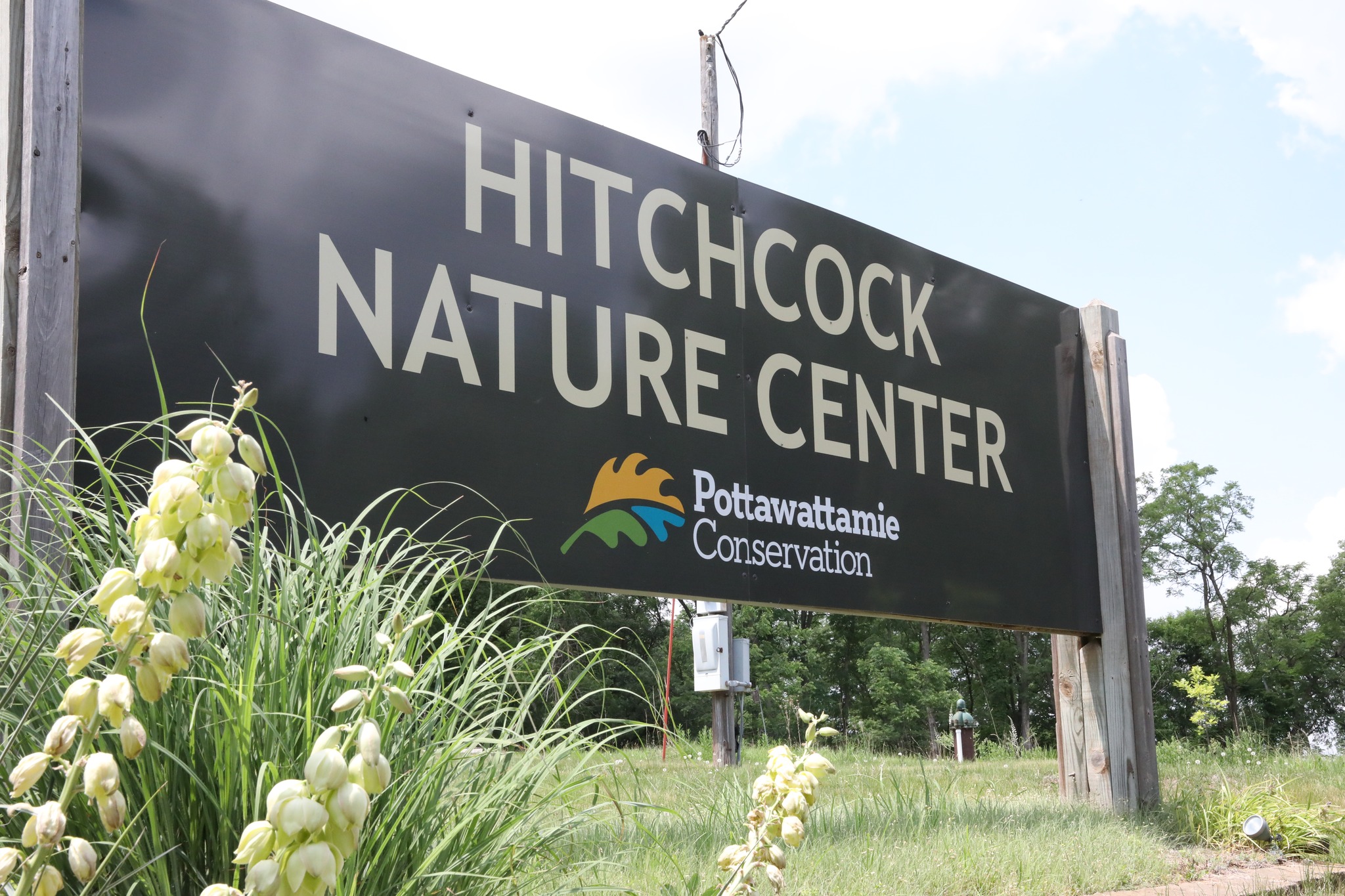 Hitchcock Nature Center Sign