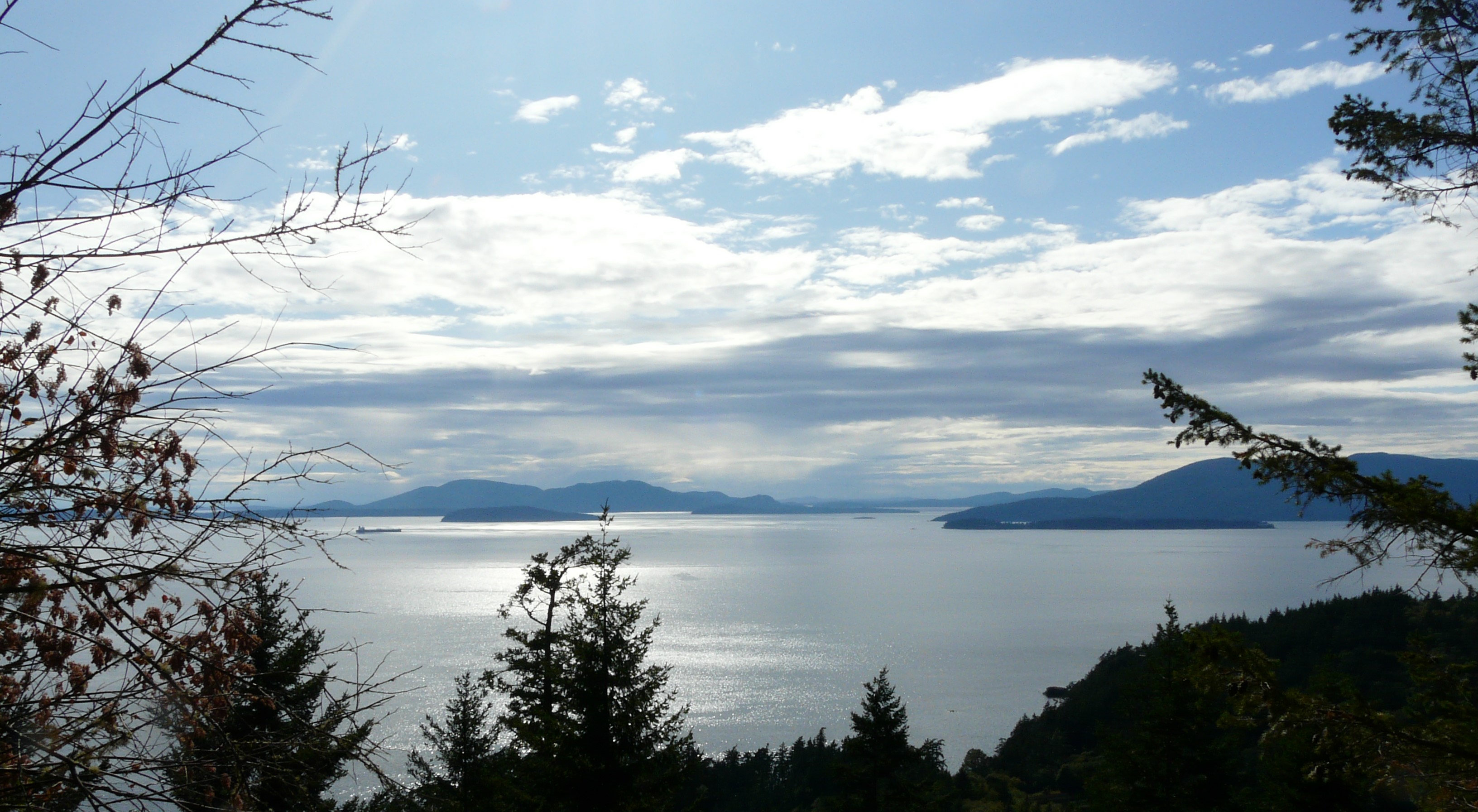 Islands and marine waters visible from Oyster Dome overlook